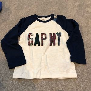 Gap NY tee